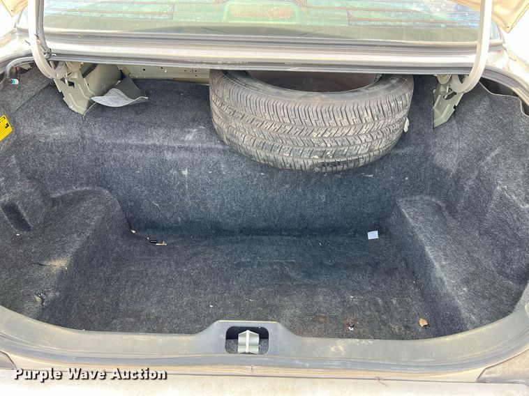 image for item LF9529 2008 Ford Crown Victoria Police Interceptor