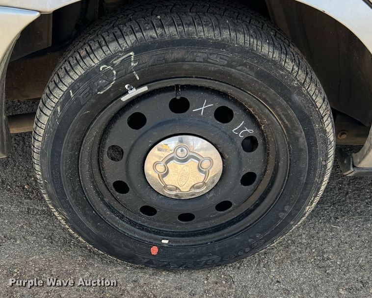 image for item LF9529 2008 Ford Crown Victoria Police Interceptor