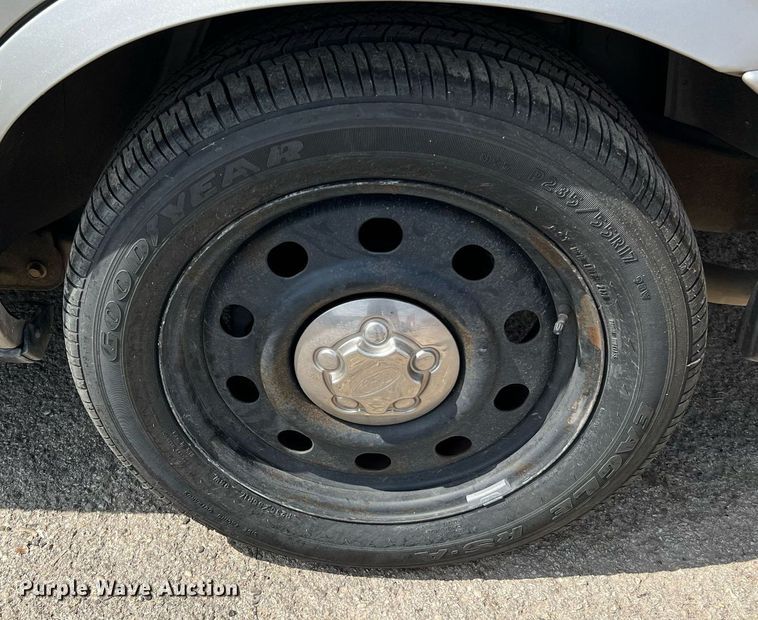 image for item LF9529 2008 Ford Crown Victoria Police Interceptor