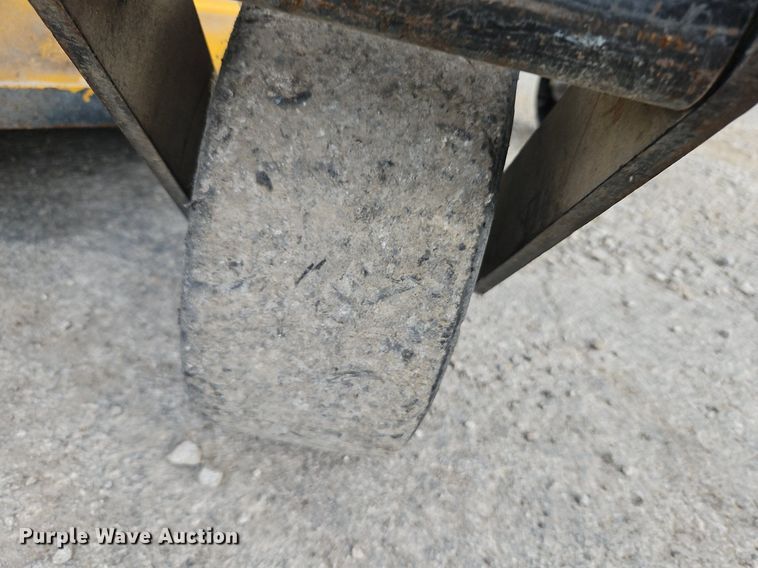 image for item LL9277 Hustler Super Z  ZTR lawn mower