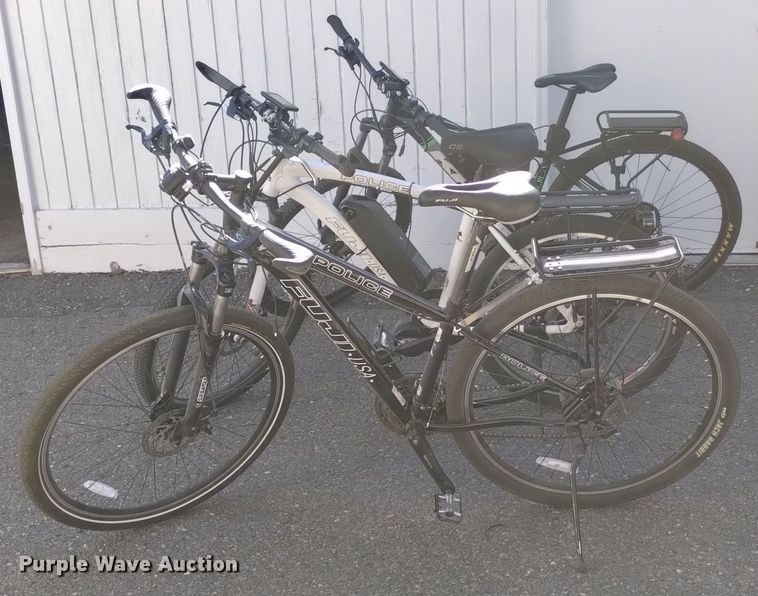 image for item LN9830 (3) bicycles