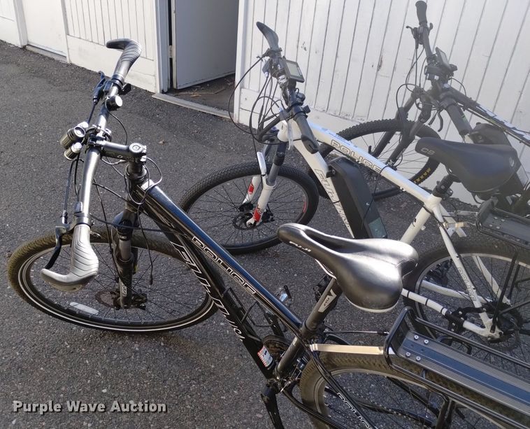 image for item LN9830 (3) bicycles