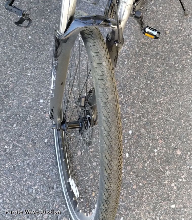 image for item LN9830 (3) bicycles