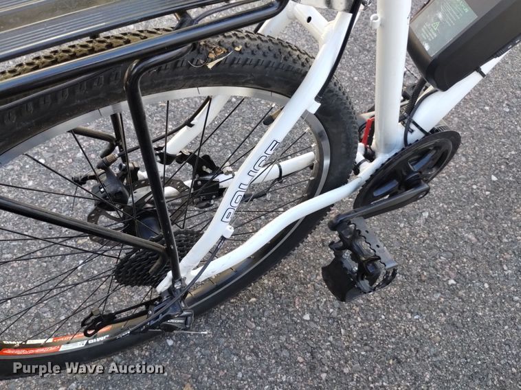 image for item LN9830 (3) bicycles