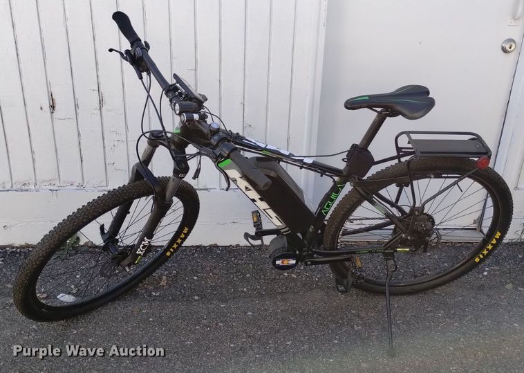 image for item LN9830 (3) bicycles