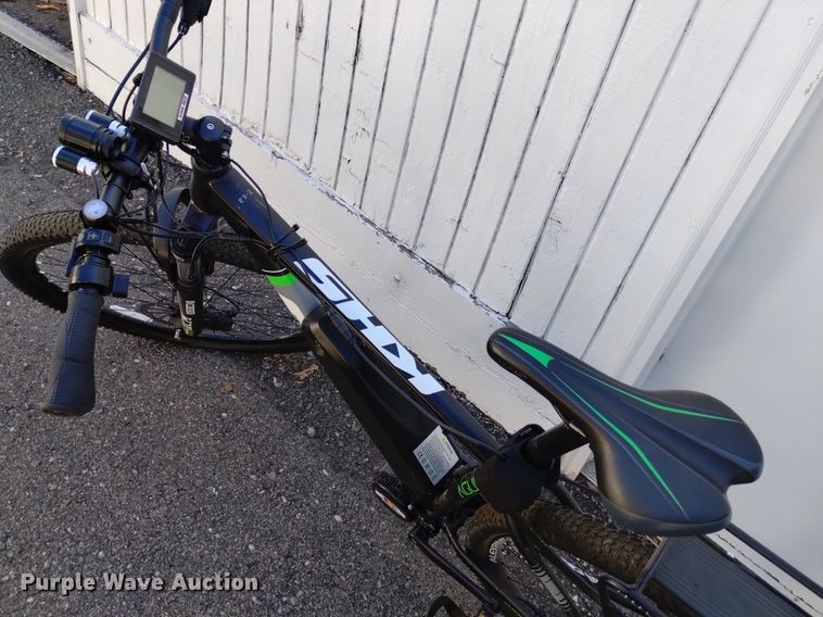 image for item LN9830 (3) bicycles