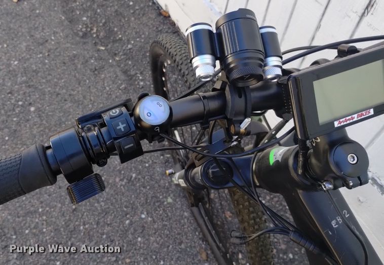 image for item LN9830 (3) bicycles