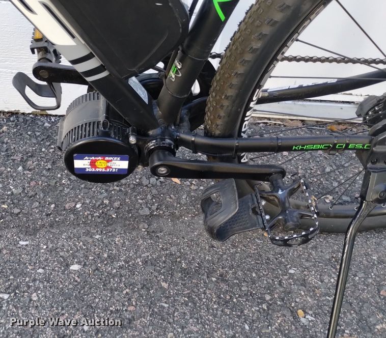 image for item LN9830 (3) bicycles