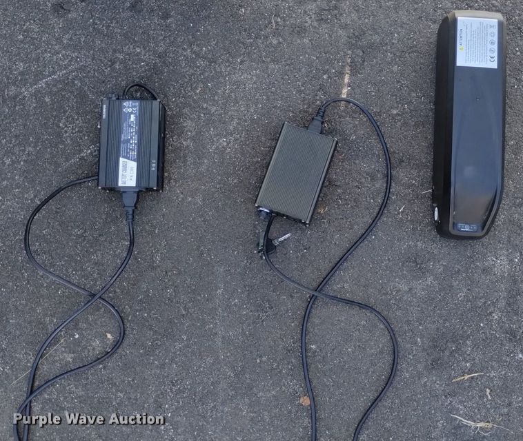 image for item LN9830 (3) bicycles