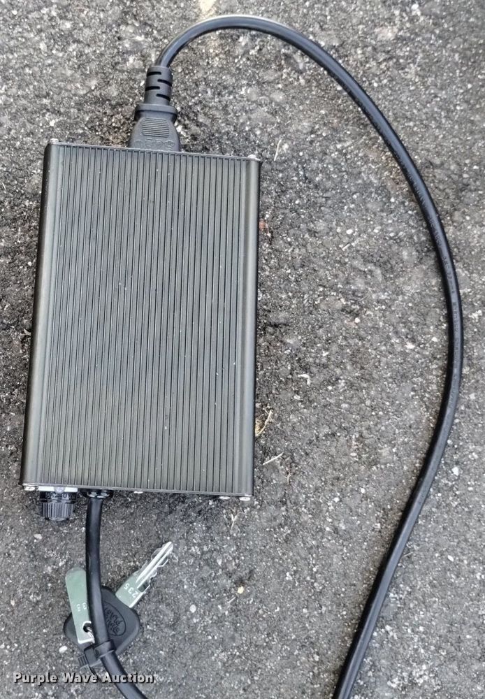 image for item LN9830 (3) bicycles