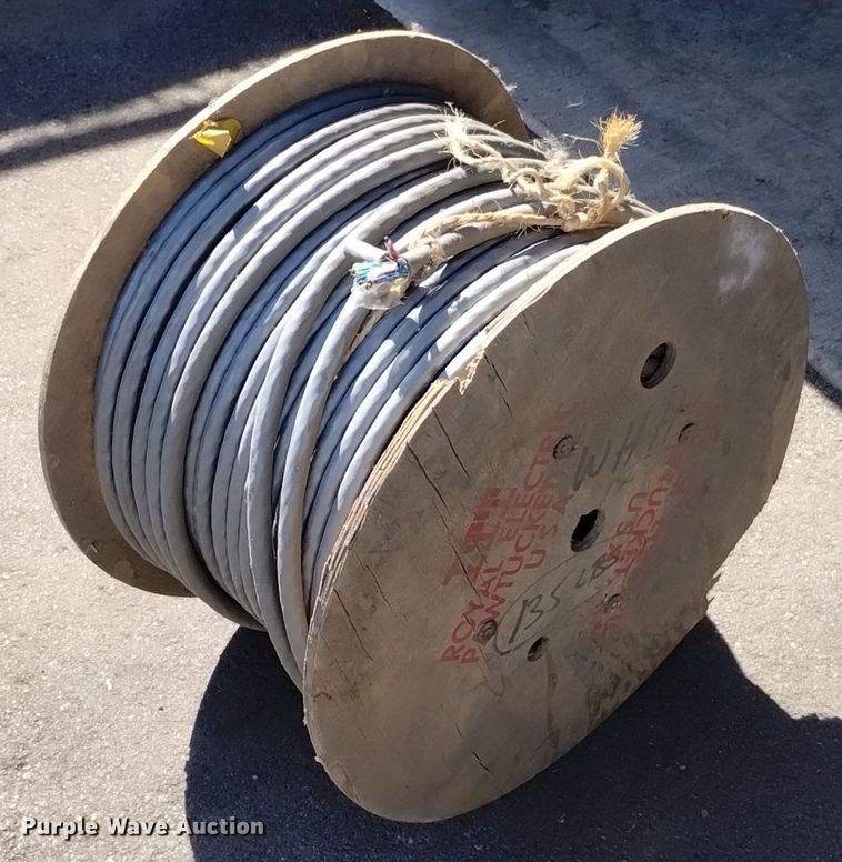 image for item LN9832 Belden 9775 GE wire