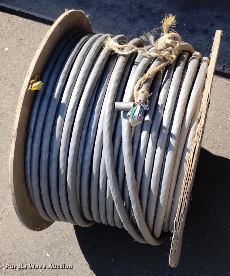 image for item LN9832 Belden 9775 GE wire