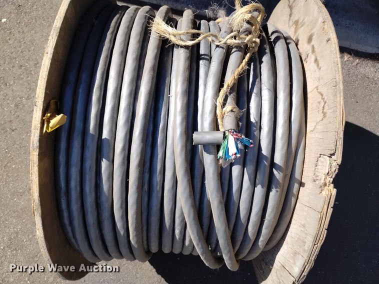 image for item LN9832 Belden 9775 GE wire