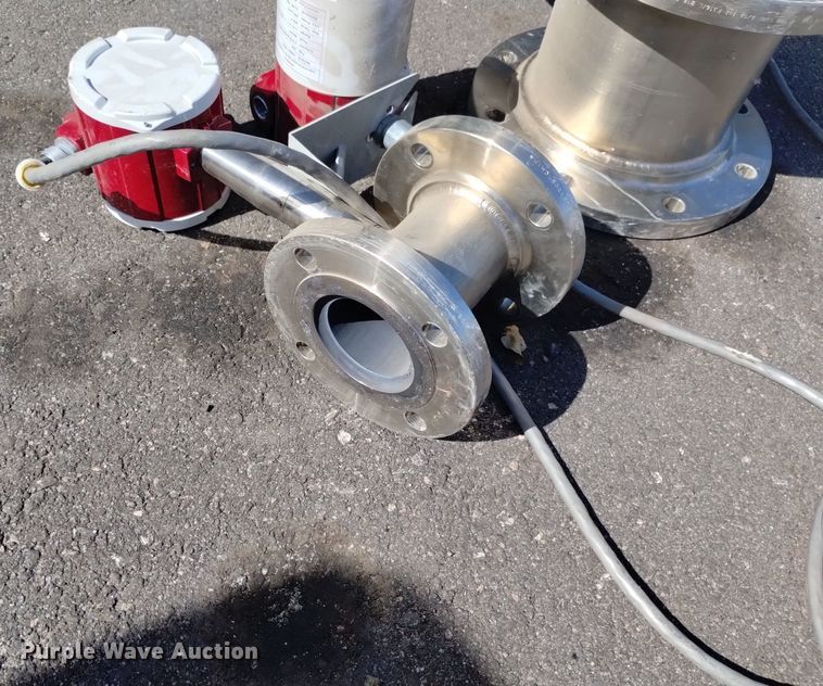 image for item LN9835 (3) Sierra Instruments 240-VTP steam flow meters