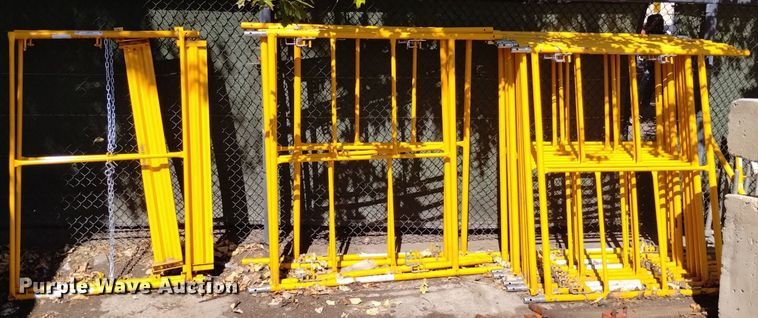 image for item LN9839 Haulotte Biljax  scaffolding