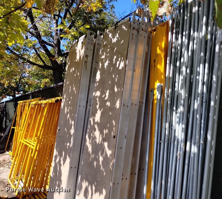 image for item LN9839 Haulotte Biljax  scaffolding