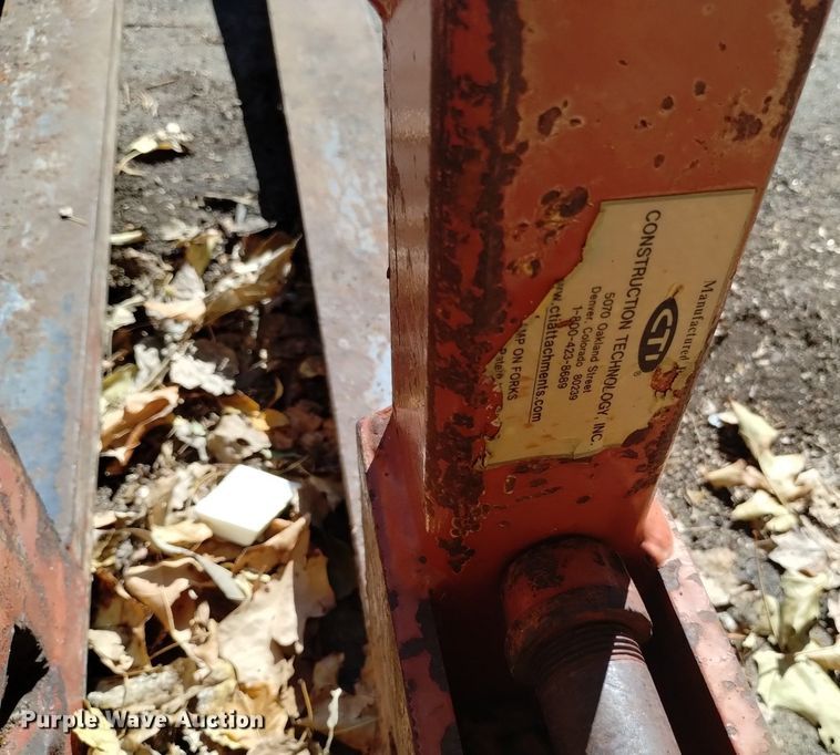 image for item LN9840 48" CTI clamp on pallet forks