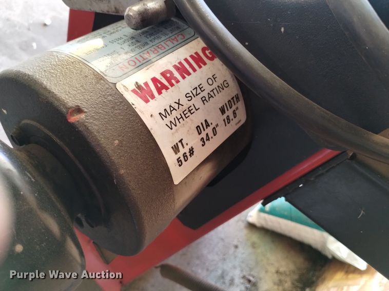 image for item LN9843 Coats 700 tire balancer