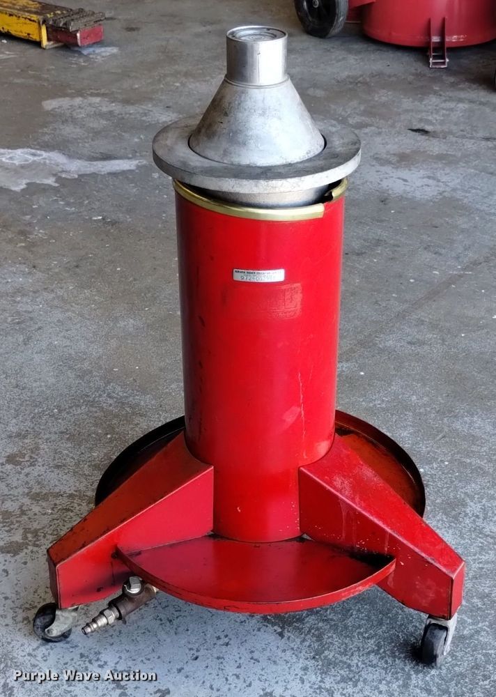 image for item LN9843 Coats 700 tire balancer