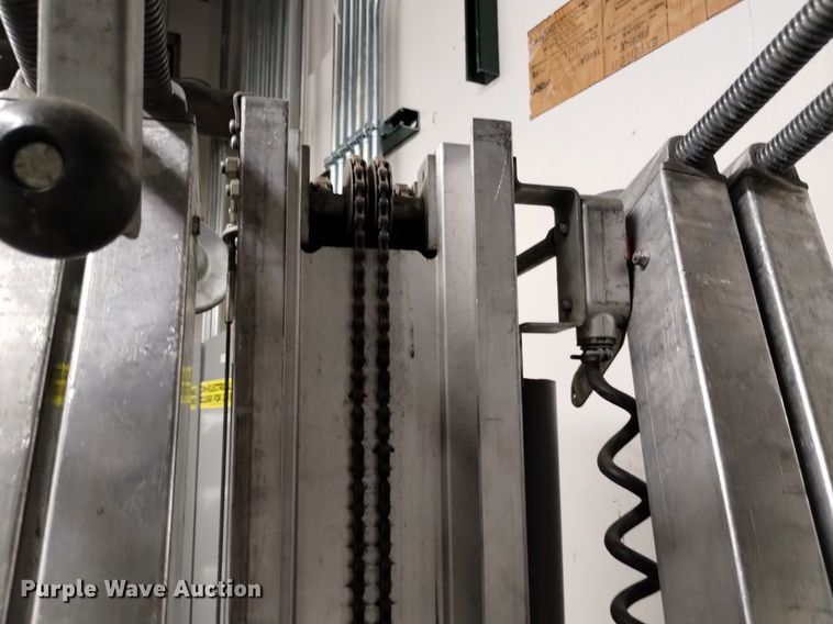 image for item LN9846 Genie PLC-24P  vertical lift