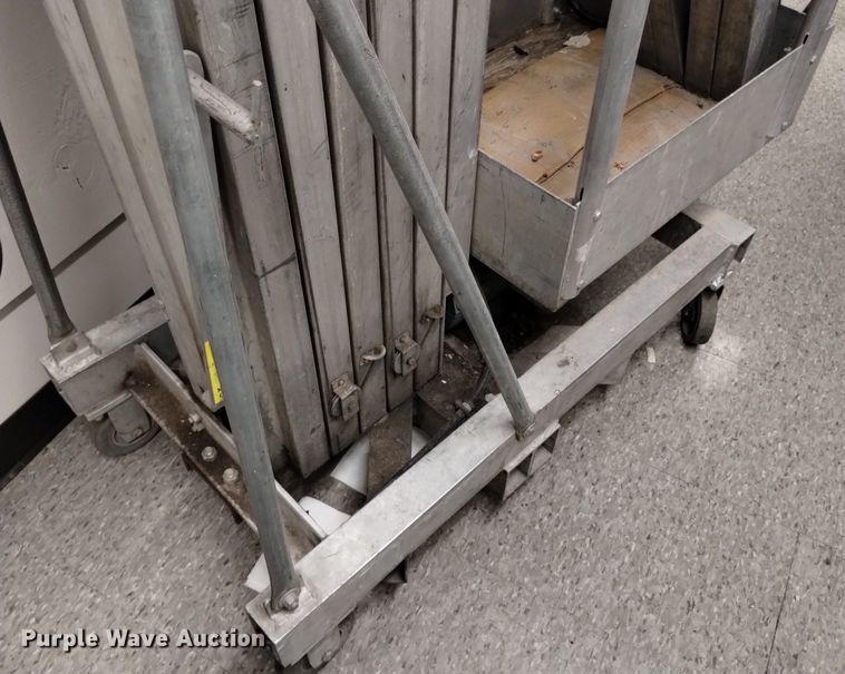 image for item LN9846 Genie PLC-24P  vertical lift