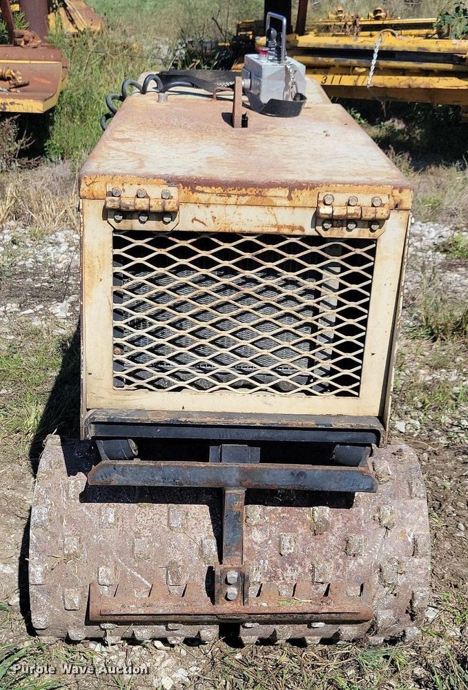 image for item LO9793 1996 Ingersoll Rand FX-130  trench compactor