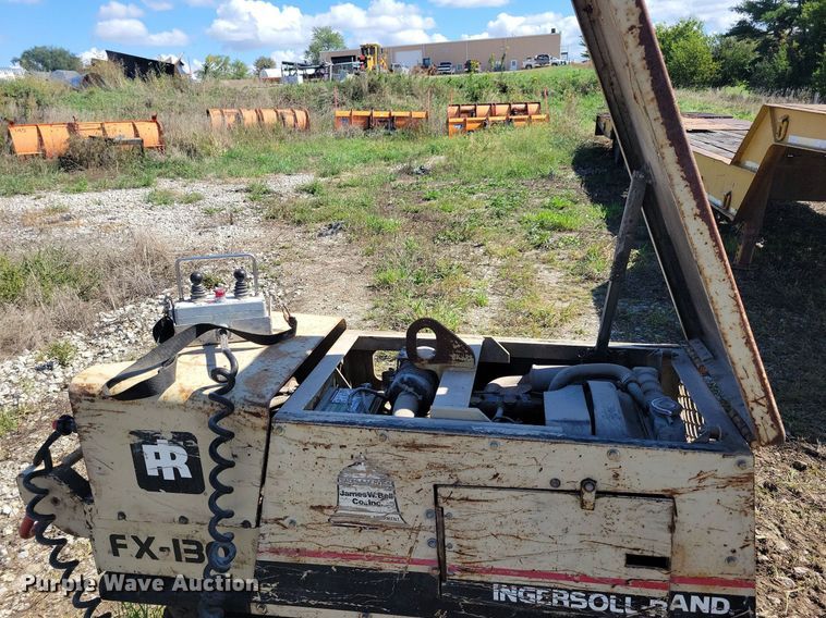 image for item LO9793 1996 Ingersoll Rand FX-130  trench compactor