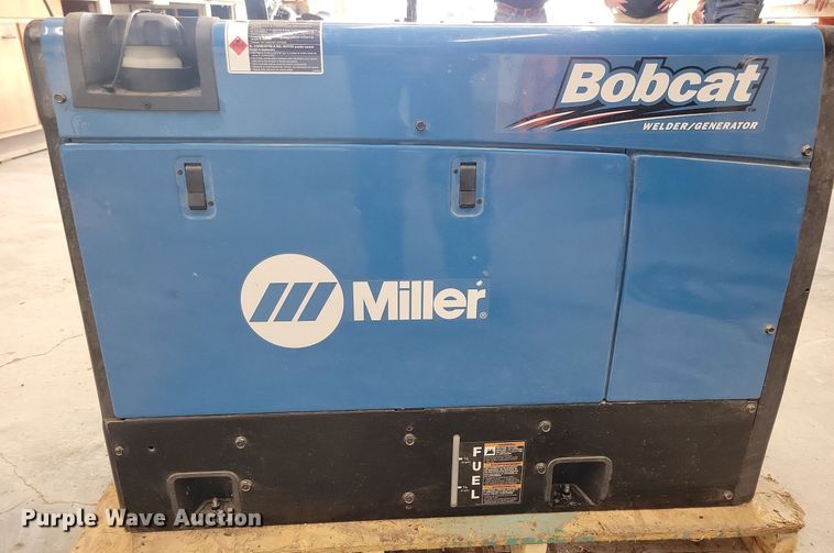image for item LO9795 2019 Miller Bobcat 250  welder