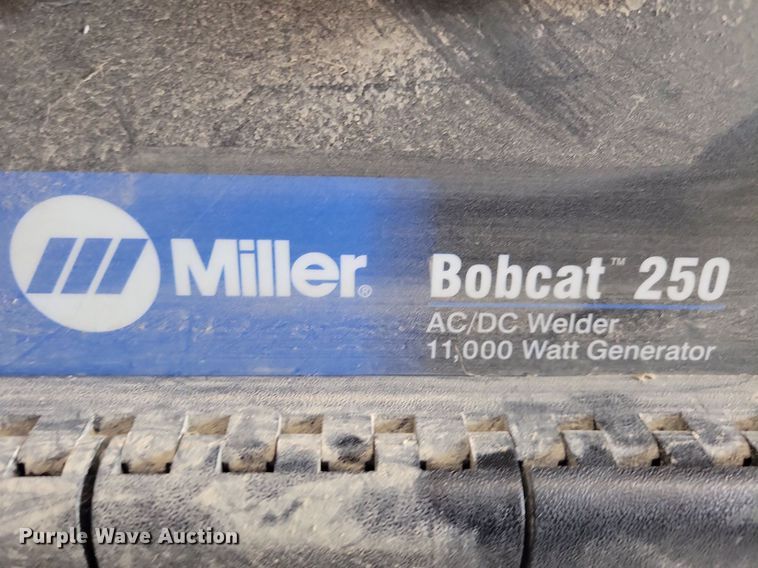 image for item LO9795 2019 Miller Bobcat 250  welder