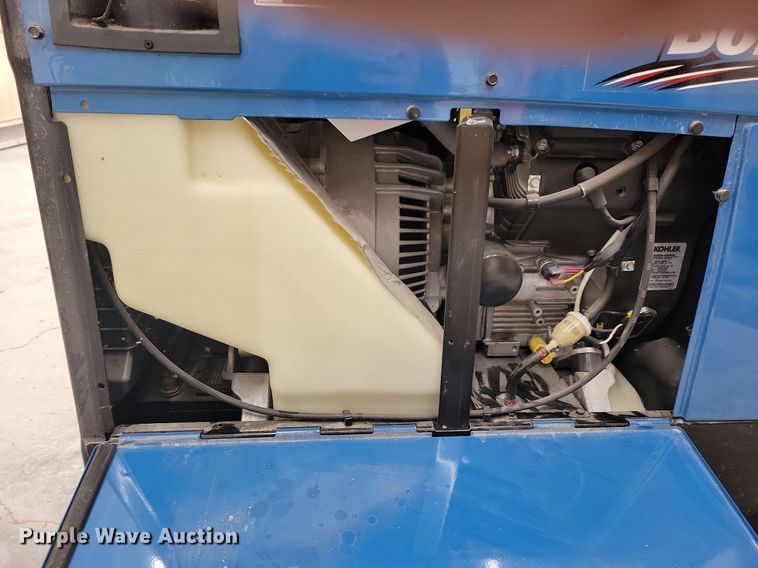 image for item LO9795 2019 Miller Bobcat 250  welder