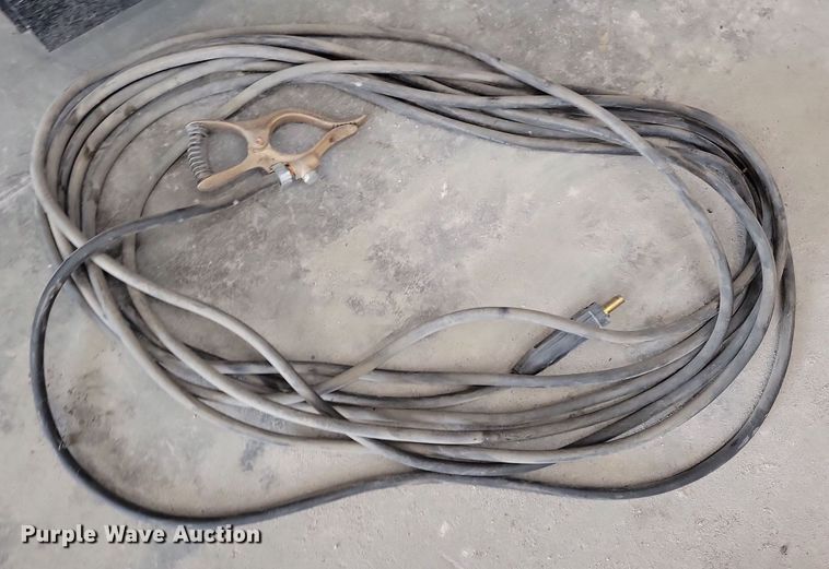 image for item LO9795 2019 Miller Bobcat 250  welder