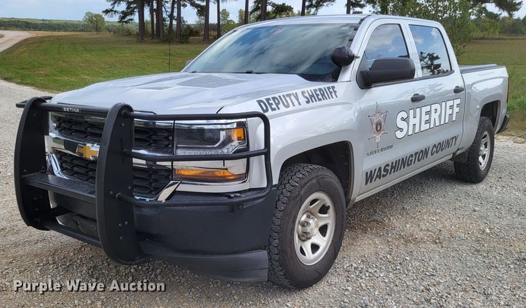 image for item LS9750 2016 Chevrolet Silverado 1500  Crew Cab pickup truck