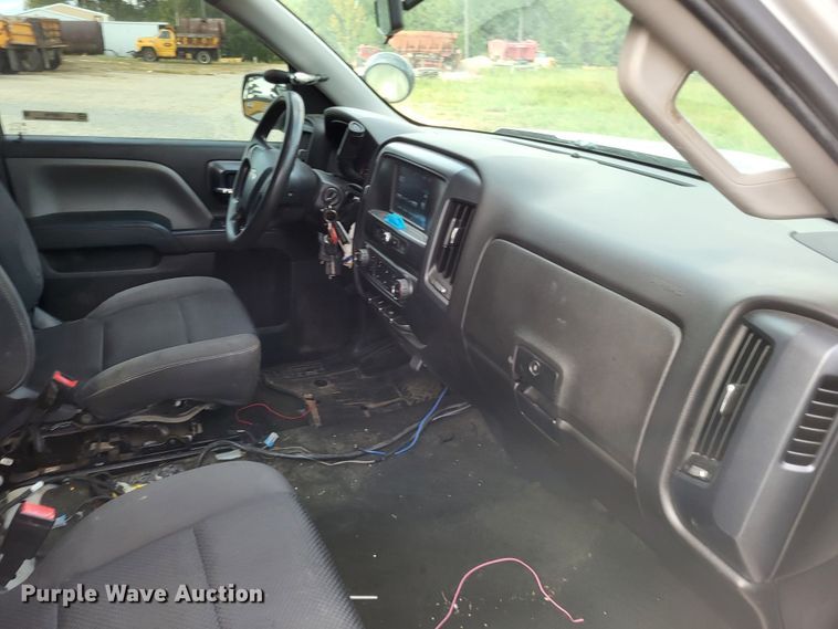 image for item LS9750 2016 Chevrolet Silverado 1500  Crew Cab pickup truck