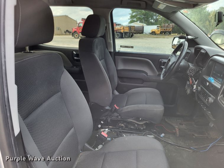 image for item LS9750 2016 Chevrolet Silverado 1500  Crew Cab pickup truck