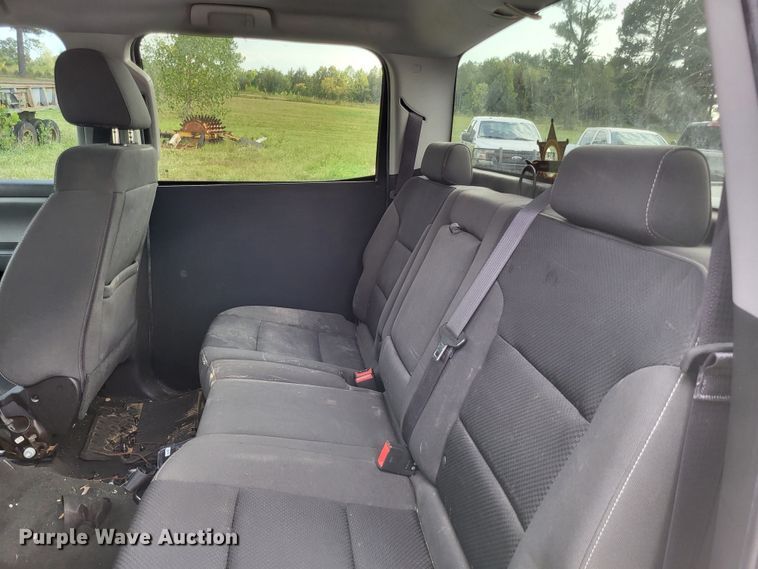 image for item LS9750 2016 Chevrolet Silverado 1500  Crew Cab pickup truck