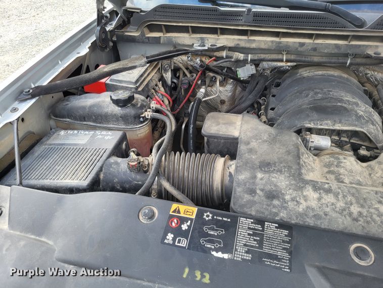 image for item LS9750 2016 Chevrolet Silverado 1500  Crew Cab pickup truck