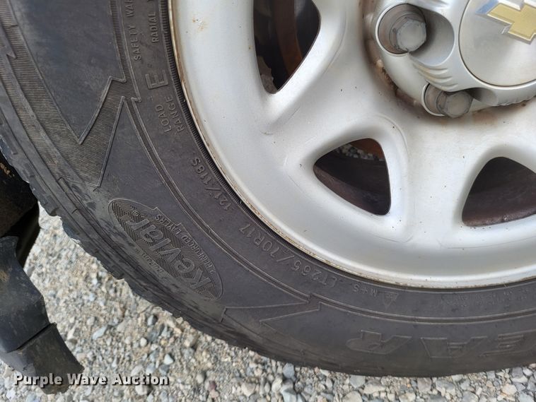 image for item LS9750 2016 Chevrolet Silverado 1500  Crew Cab pickup truck