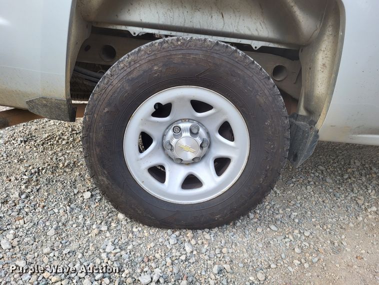 image for item LS9750 2016 Chevrolet Silverado 1500  Crew Cab pickup truck