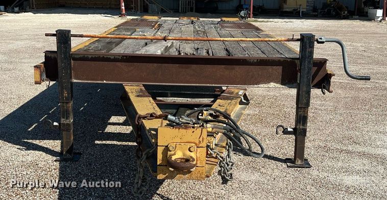 image for item LU9780 Kalyn Siebert LP-40  equipment trailer