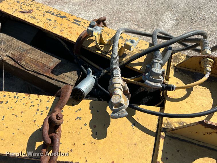 image for item LU9780 Kalyn Siebert LP-40  equipment trailer