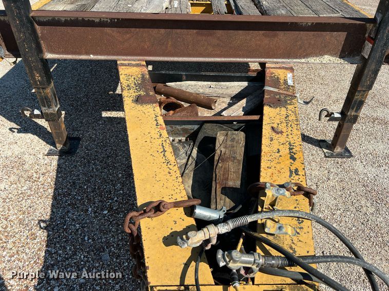 image for item LU9780 Kalyn Siebert LP-40  equipment trailer