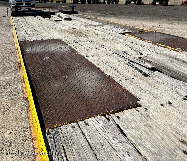 image for item LU9780 Kalyn Siebert LP-40  equipment trailer