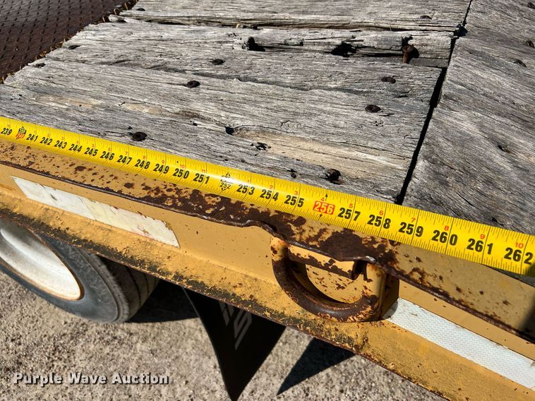 image for item LU9780 Kalyn Siebert LP-40  equipment trailer