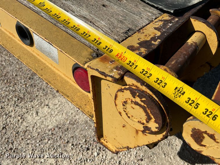 image for item LU9780 Kalyn Siebert LP-40  equipment trailer