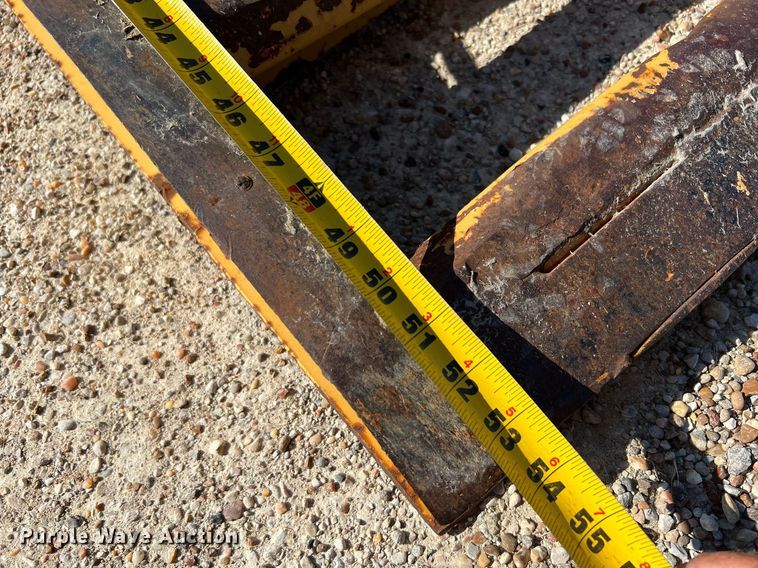 image for item LU9780 Kalyn Siebert LP-40  equipment trailer