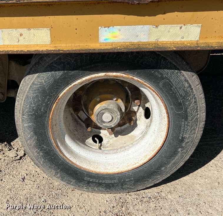 image for item LU9780 Kalyn Siebert LP-40  equipment trailer