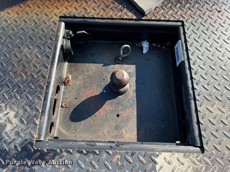 1983 International 1754 flatbed truck in Gatesville, TX Item LU9781