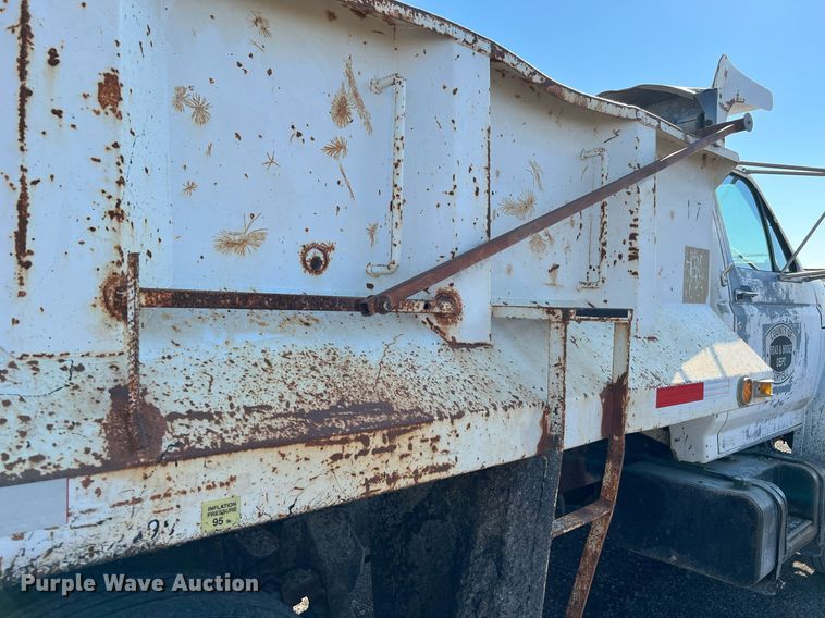 image for item LU9782 1991 Ford F800F  dump truck