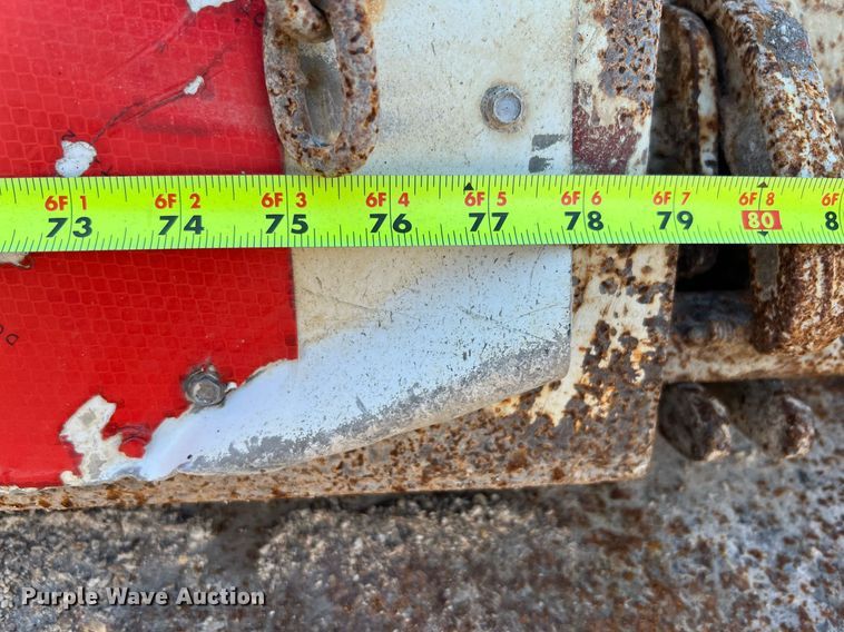 image for item LU9782 1991 Ford F800F  dump truck