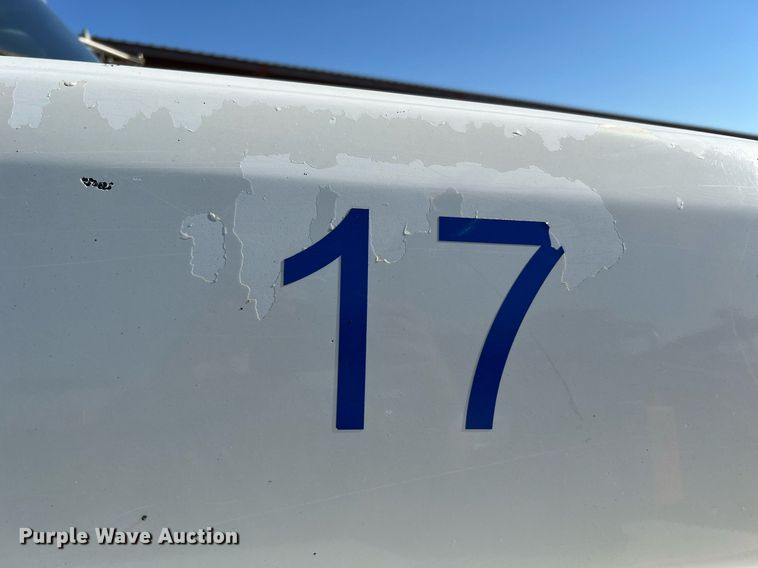 image for item LU9782 1991 Ford F800F  dump truck